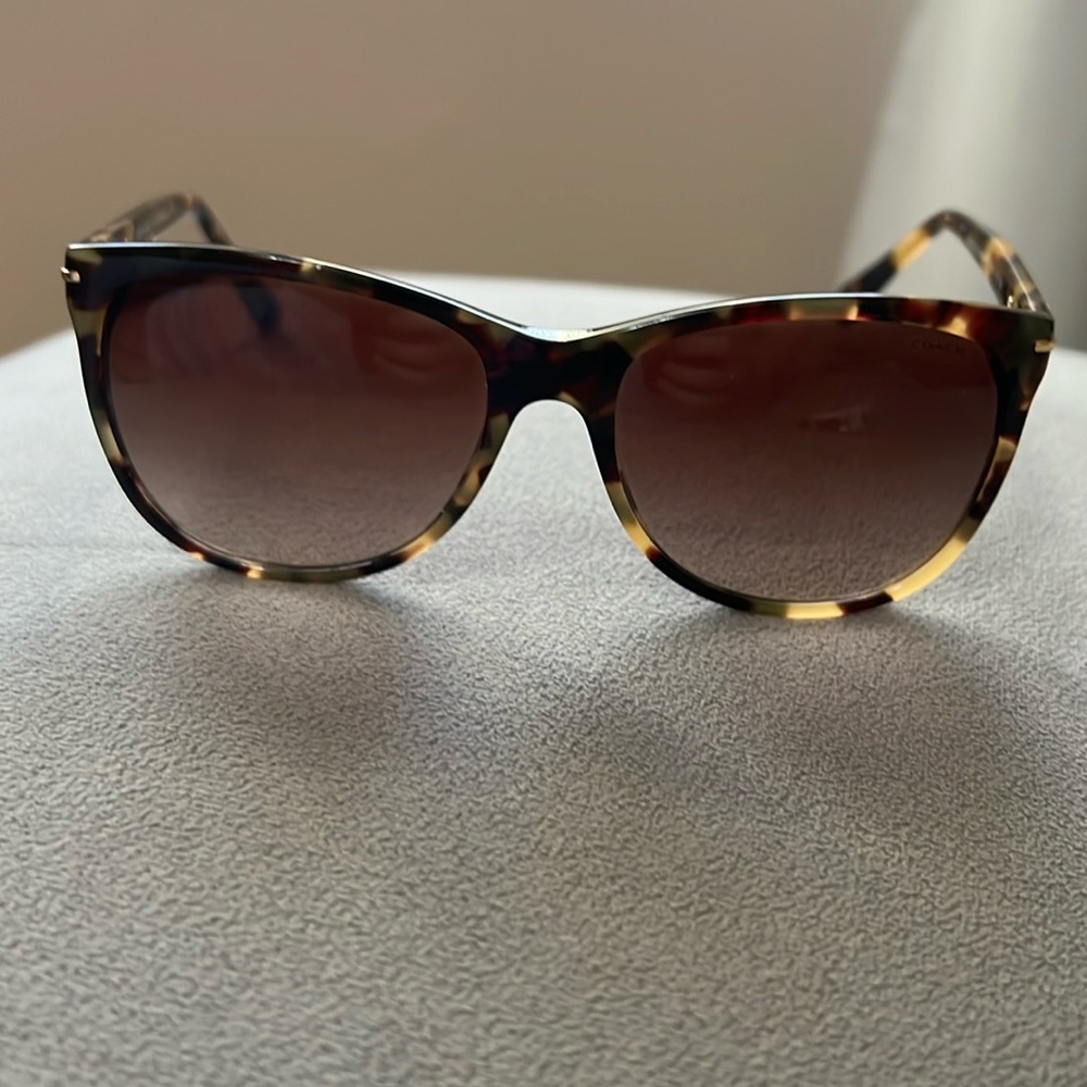 Coach geometric Square sunglasses